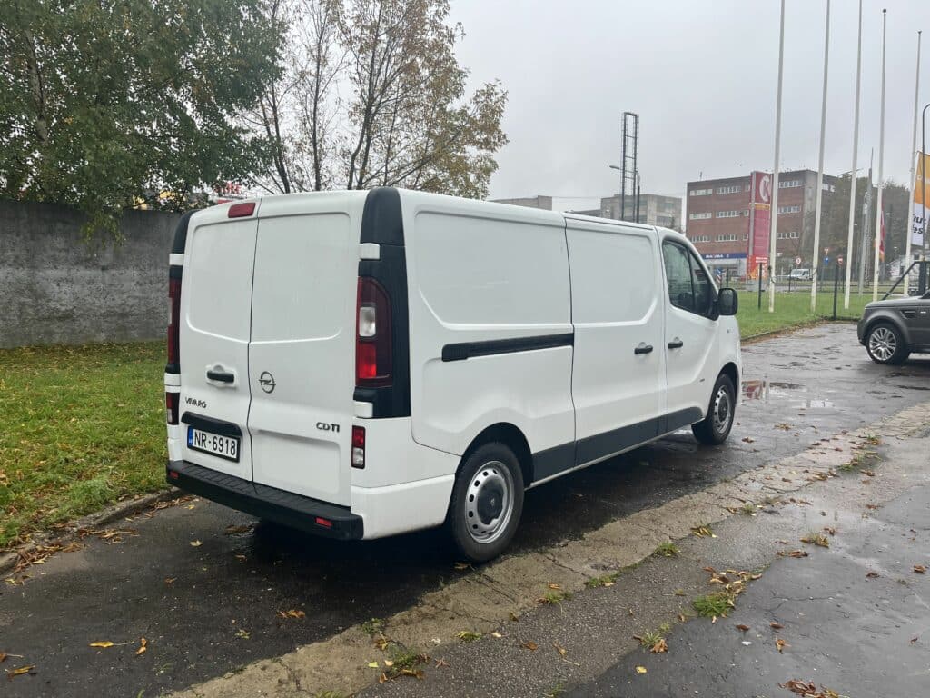 OPEL VIVARO 2018