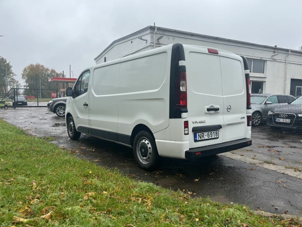 OPEL VIVARO 2018