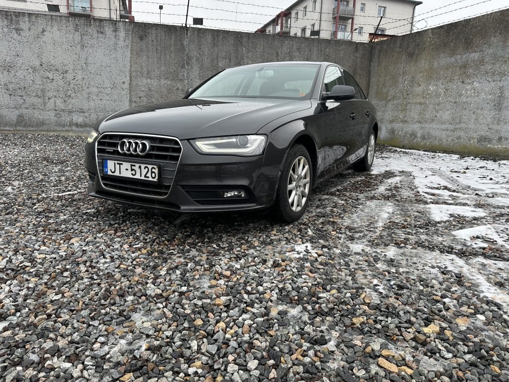AUDI A4 LIMOUSINE 2014