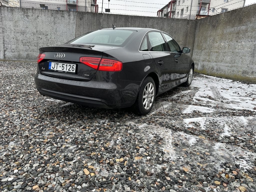 AUDI A4 LIMOUSINE 2014