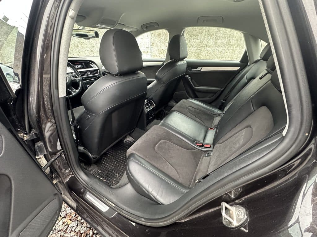 AUDI A4 LIMOUSINE 2014