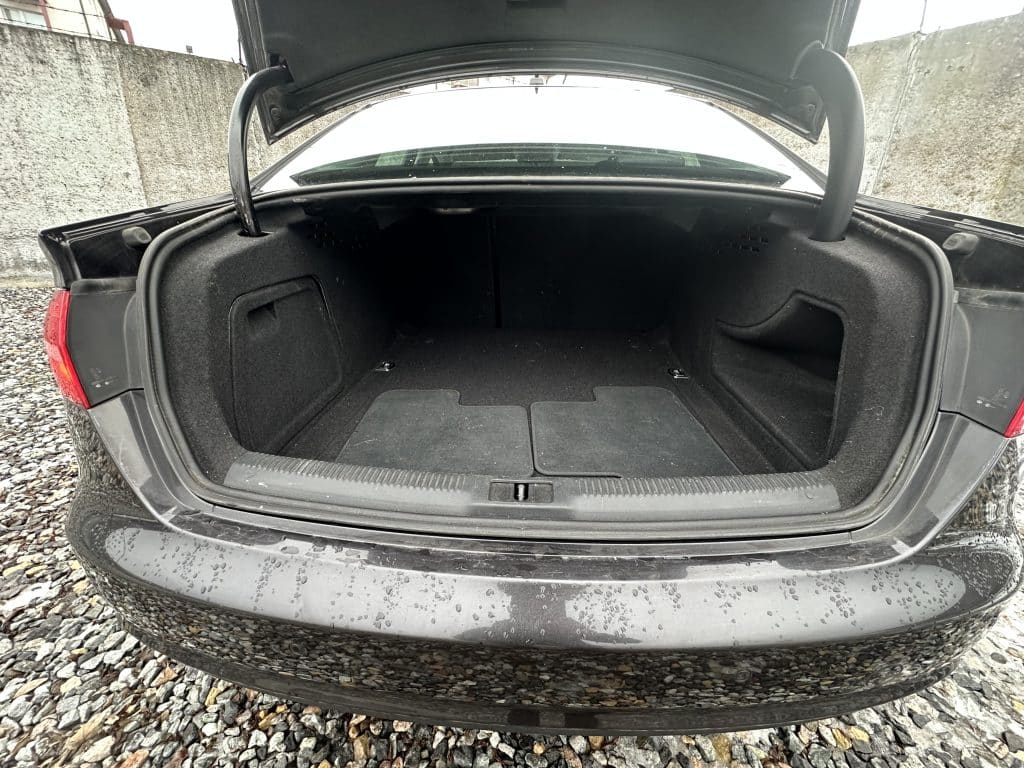 AUDI A4 LIMOUSINE 2014