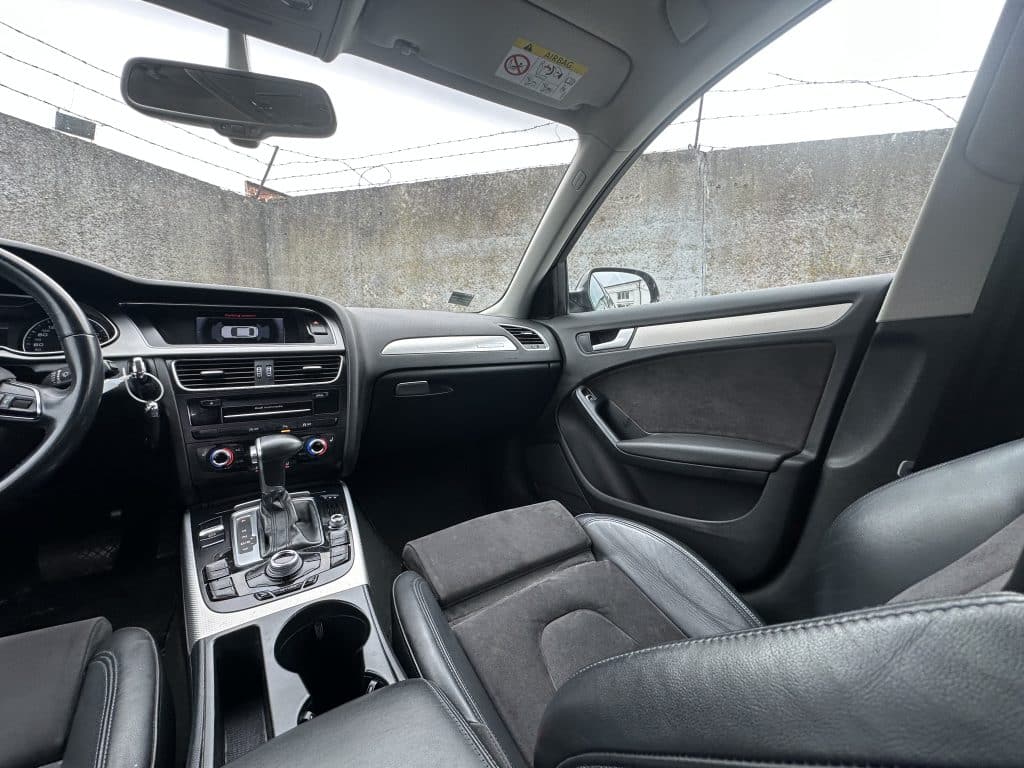 AUDI A4 LIMOUSINE 2014
